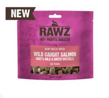 Load image into Gallery viewer, Rawz Cat Freeze Dried Treats w/ Goat Milk
